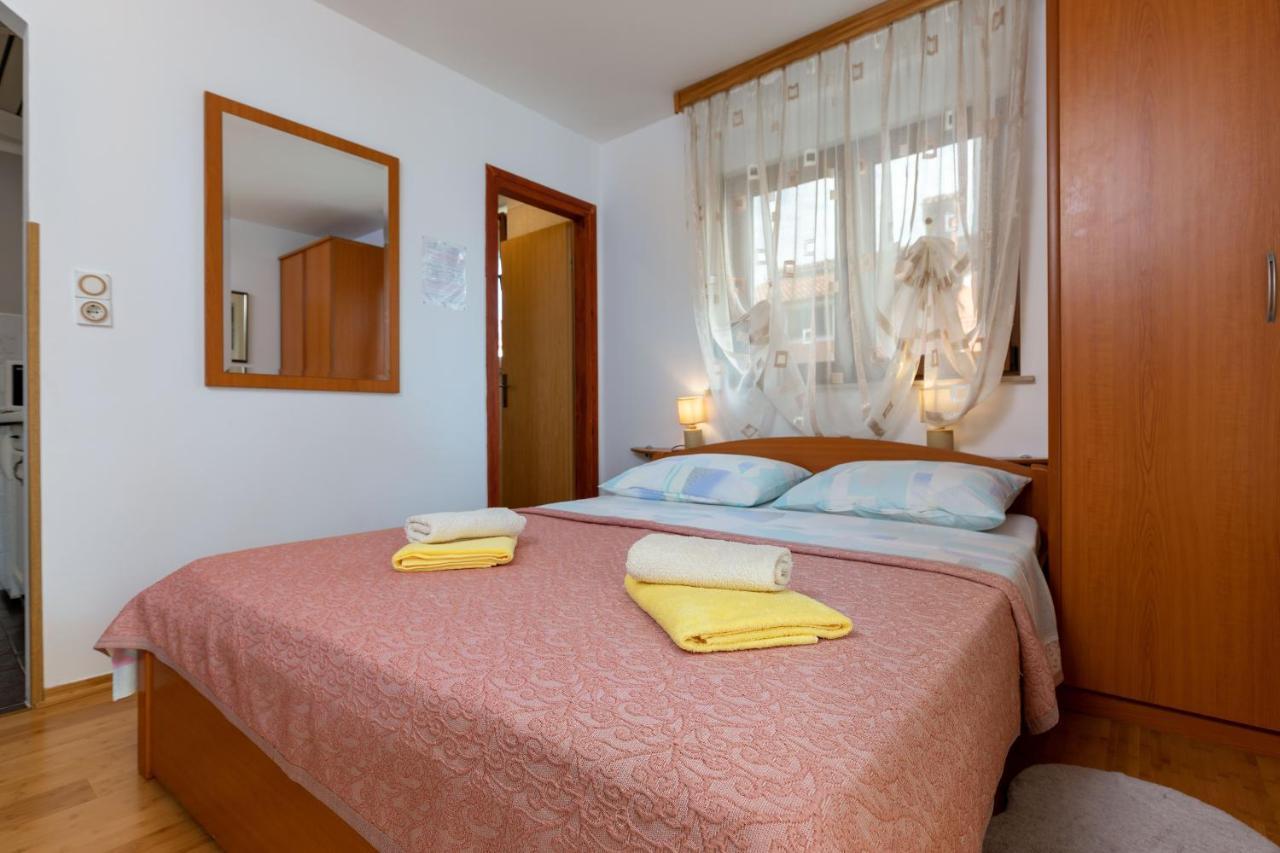 Apartments Kristina Ровинь Экстерьер фото