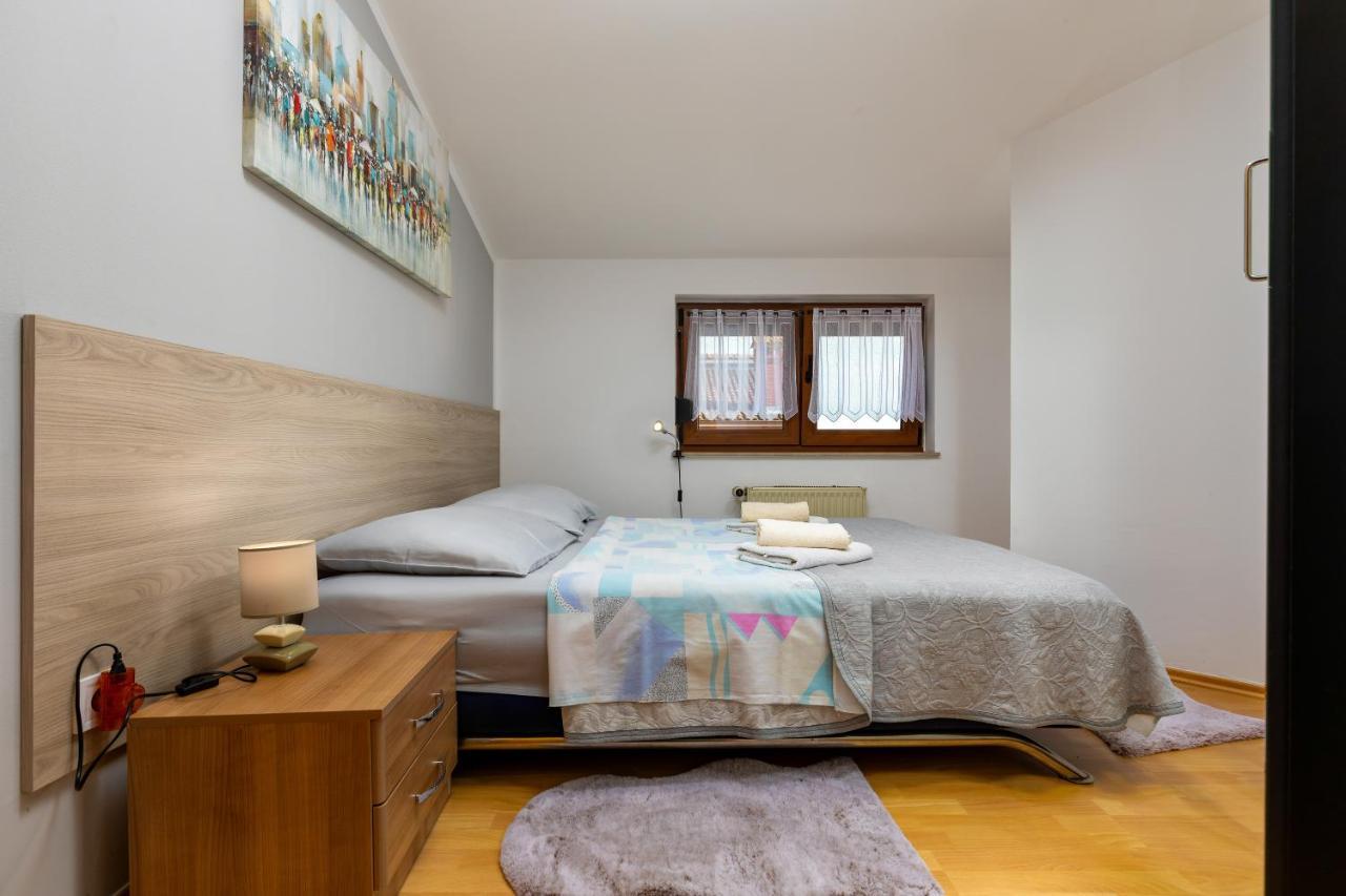 Apartments Kristina Ровинь Экстерьер фото