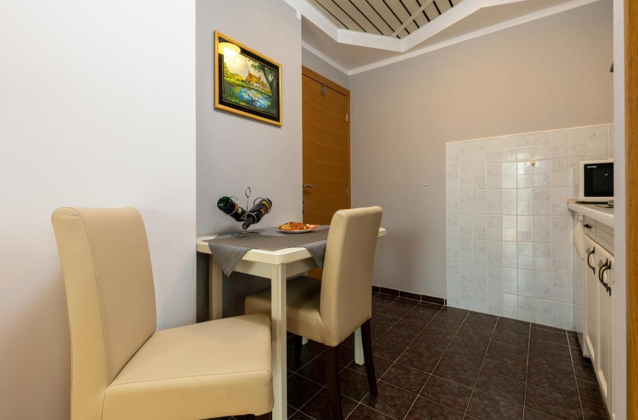 Apartments Kristina Ровинь Экстерьер фото