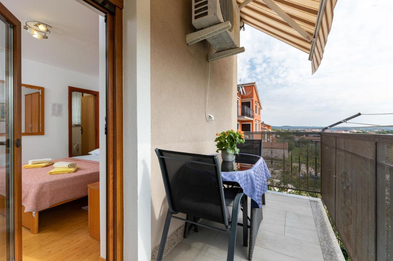 Apartments Kristina Ровинь Экстерьер фото