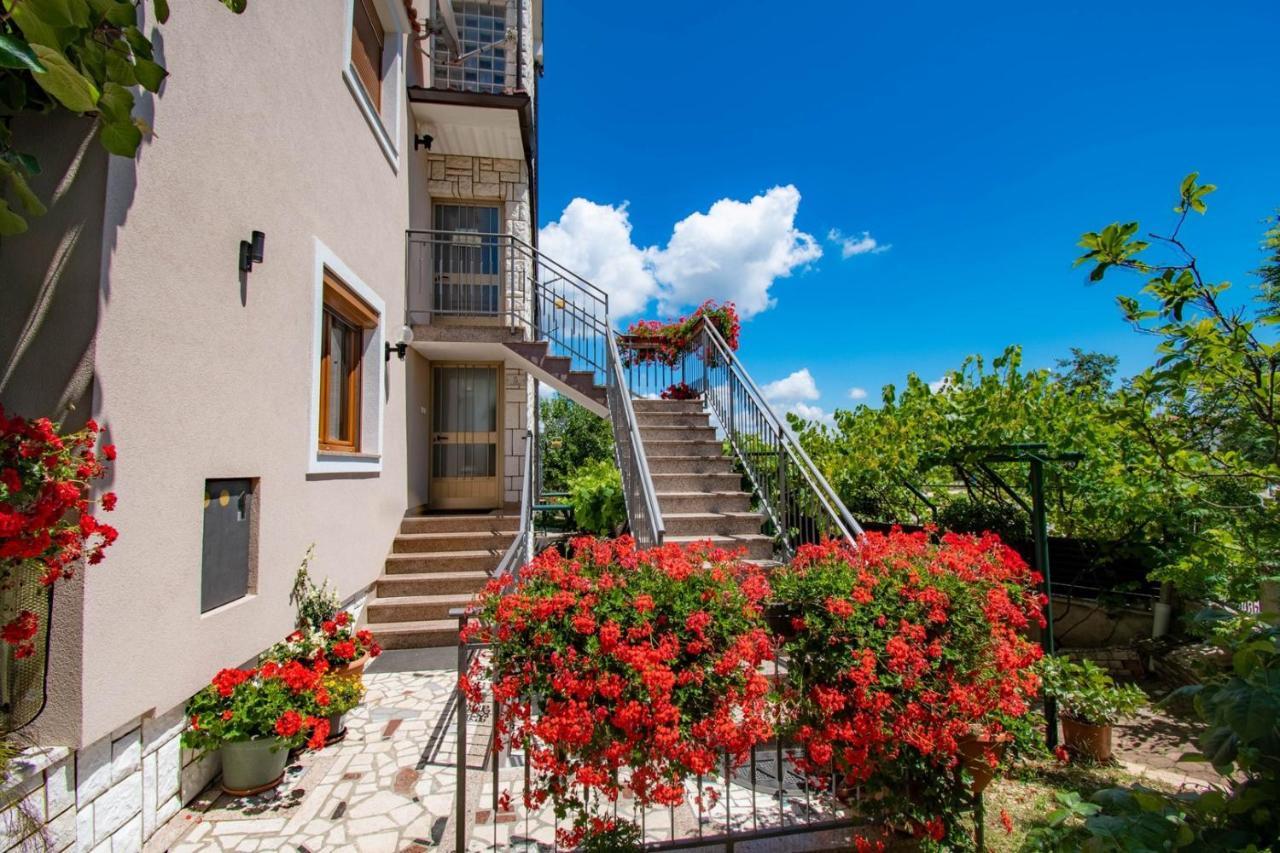 Apartments Kristina Ровинь Экстерьер фото